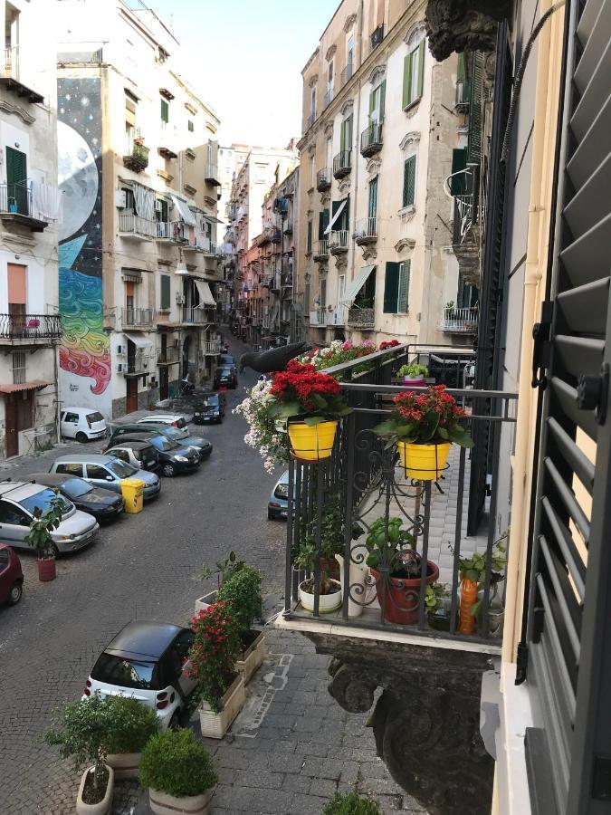 La Cartolina Di Napoli Parking Free Small Car Экстерьер фото