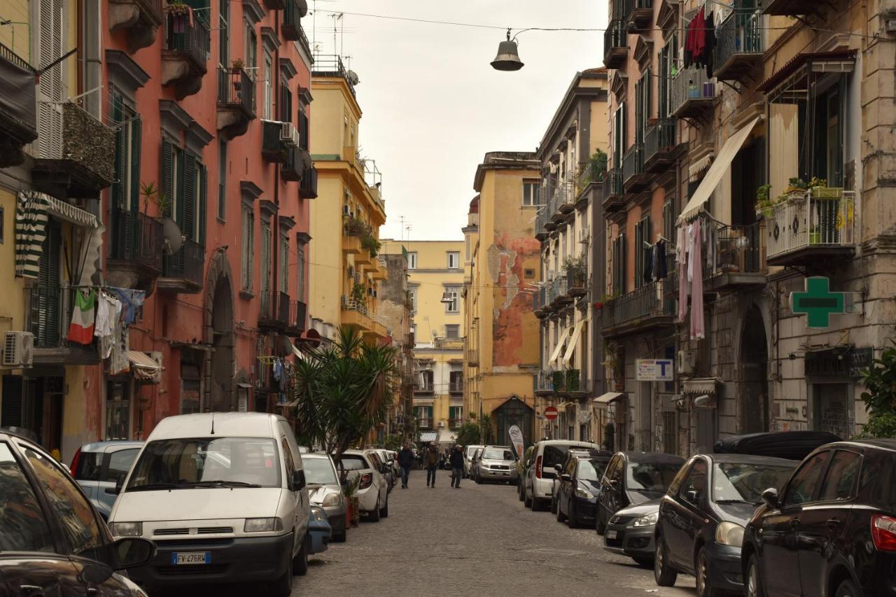 La Cartolina Di Napoli Parking Free Small Car Экстерьер фото