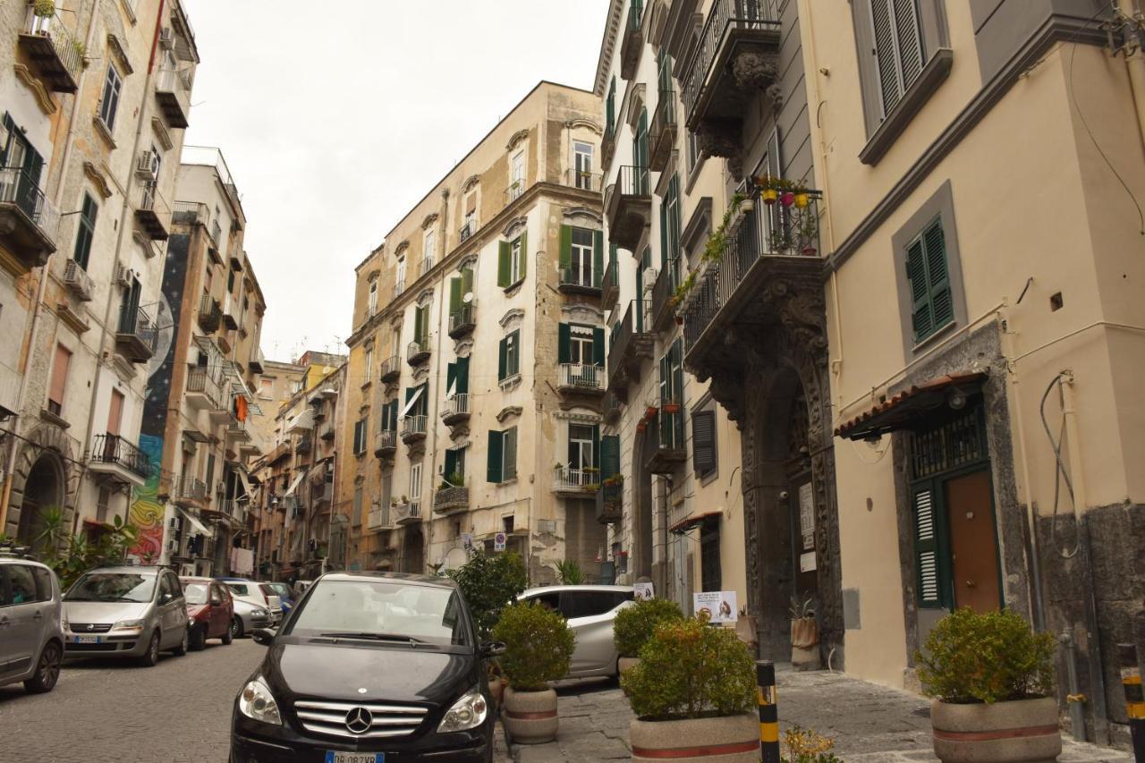 La Cartolina Di Napoli Parking Free Small Car Экстерьер фото